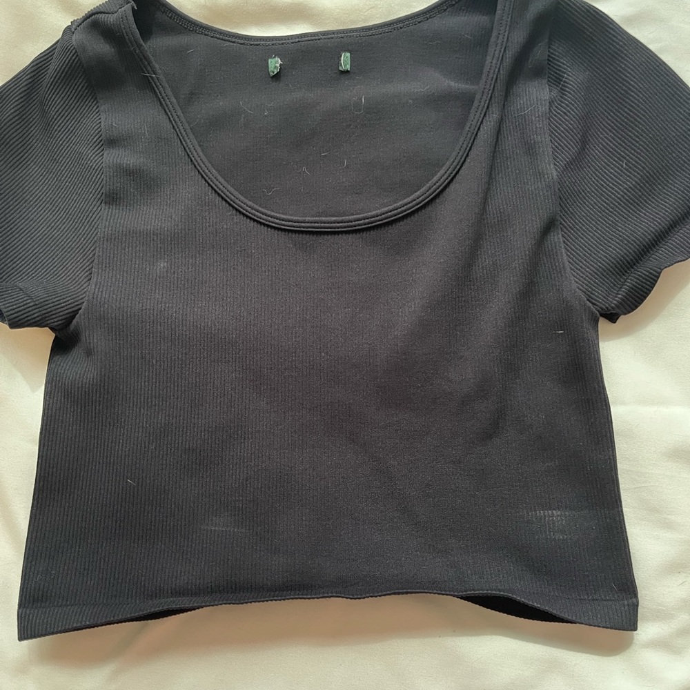 plain black cropped shirt